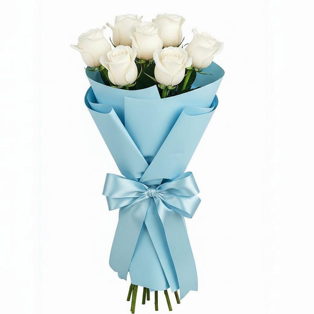 Букет 7 белых роз Проуд в Ленинградской