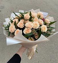Букет Кремовые розы Латте в Ленинградской