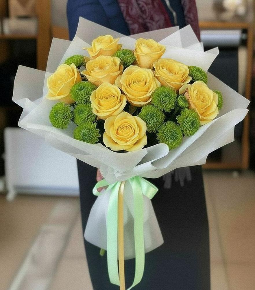 Букет цветов из: Хризантемы и Розы в Ленинградской