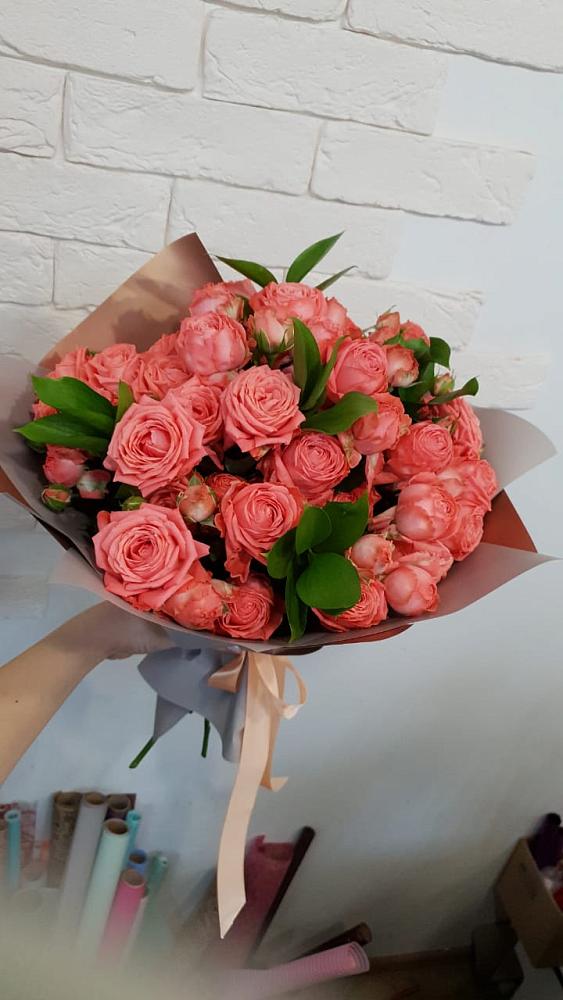 Букет цветов из: Розы в Ленинградской