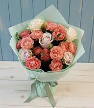 Букет цветов из:  Розы в Ленинградской