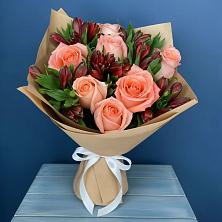 Букет цветов из:  Розы и Альстромерии в Ленинградской
