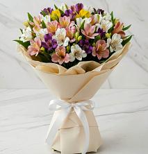 Букет цветов из:  Альстромерии в Ленинградской