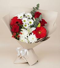 Букет цветов из:  Розы, Хризантемы, Герберы и Лилии в Ленинградской
