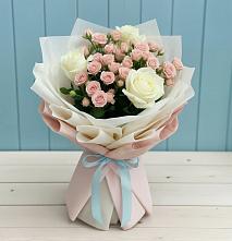 Букет цветов из:  Розы в Ленинградской