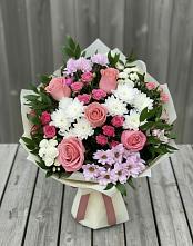 Букет цветов из:  Альстромерии, Гвоздики, Розы и Хризантемы в Ленинградской
