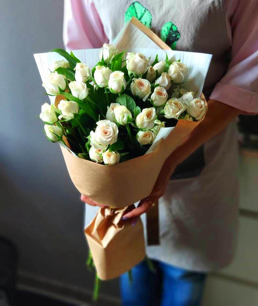 Букет цветов из: Розы в Ленинградской