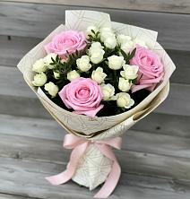 Букет цветов из:  Розы в Ленинградской
