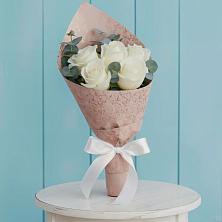 Букет цветов из:  Розы в Ленинградской