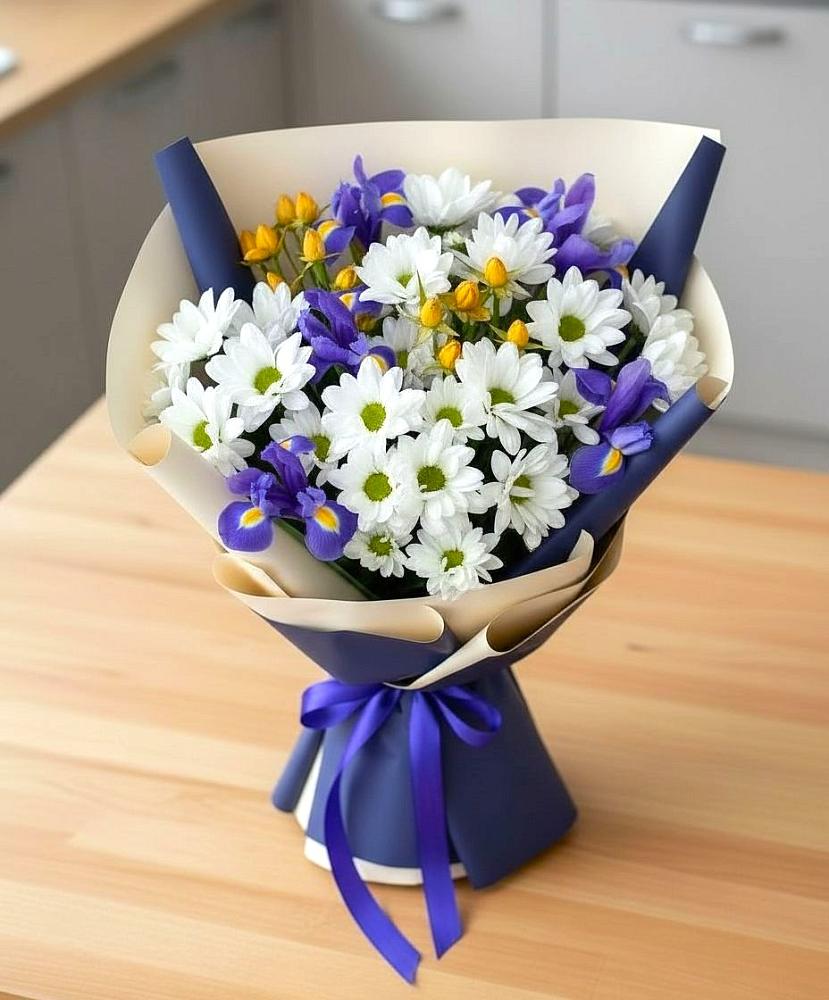 Букет цветов из: Розы, Ирисы и Хризантемы в Ленинградской