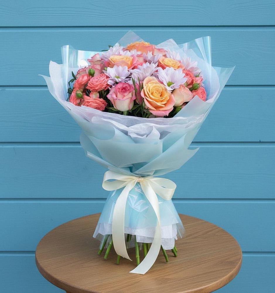 Букет цветов из: Хризантемы и Розы в Ленинградской