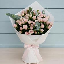 Букет цветов из:  Розы в Ленинградской