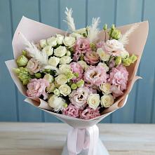 Букет цветов из:  Альстромерии и Розы в Ленинградской